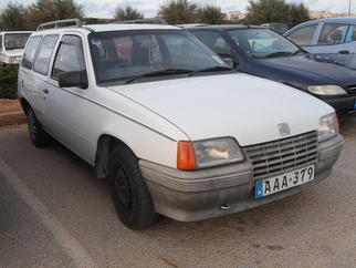  Astra Mk II T-Μόντελ 1984-1991