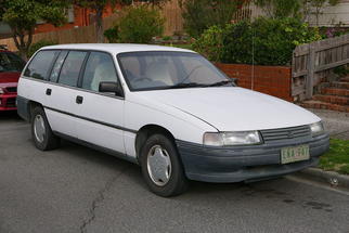  Commodore T-Μόντελ 1993-1997